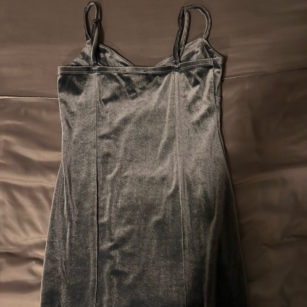 Velvet fitted dress